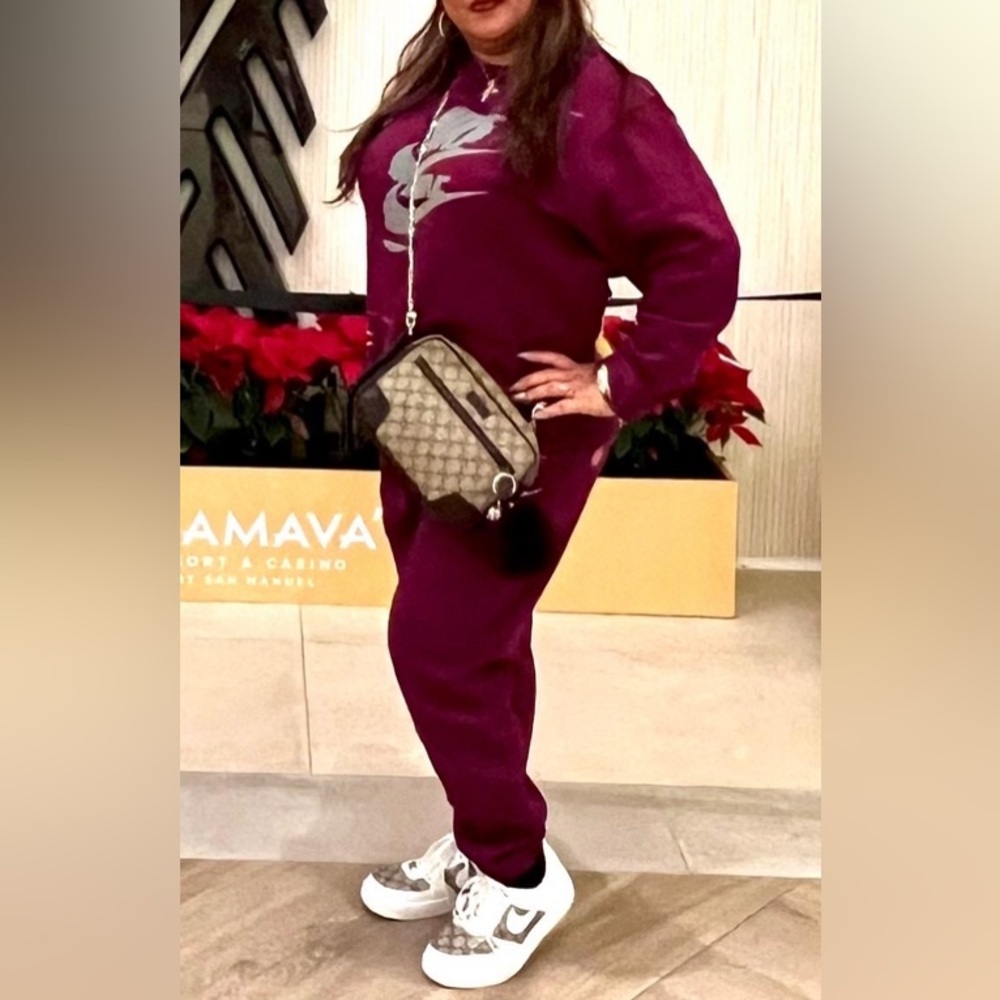 👑✅PRICE FIRM✅ AUTHENTIC Gucci Web Clutch - Picture 16 of 17